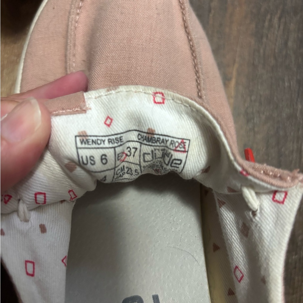 Wendy Rise Chambray Rose Slip Ons